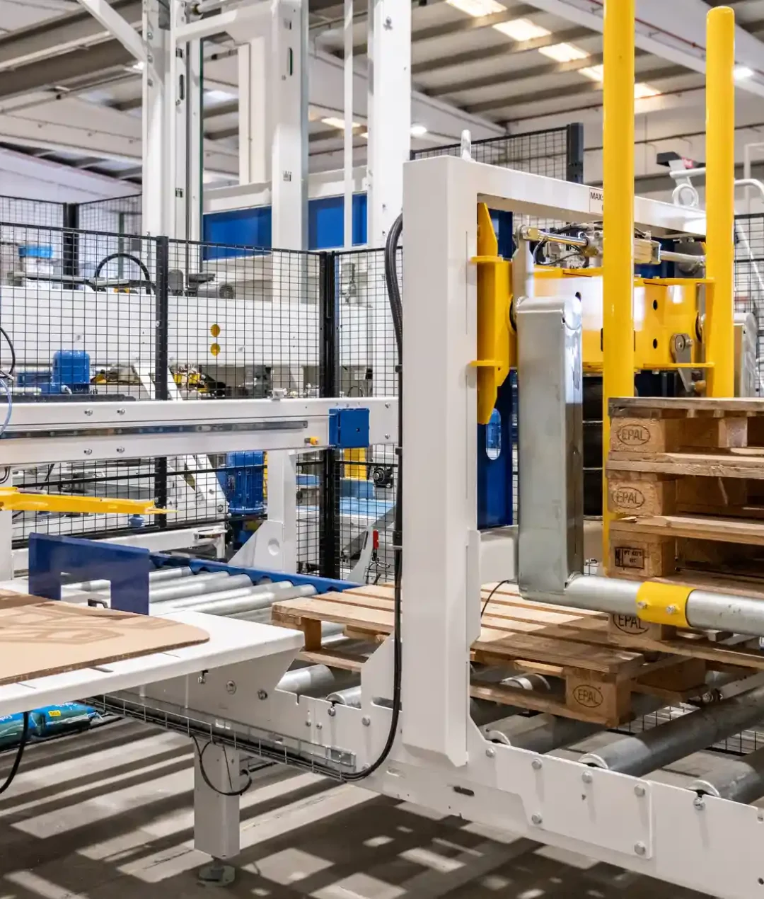 paletizadora-automatica-de-entrada-nivel-bajo-con-pinza-robotizada-ILERPAL L-1